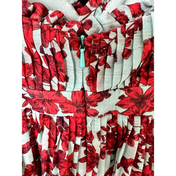 Talulah Super Bloom Mini Dress In Red Floral Garden - Picture 6 of 8